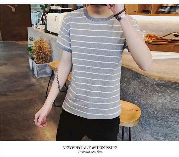 シンプル爽やか半袖ボーダーTシャツ ボーダー服