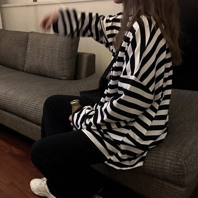 ボーダー服 ゆったり横縞長袖ティーシャツ