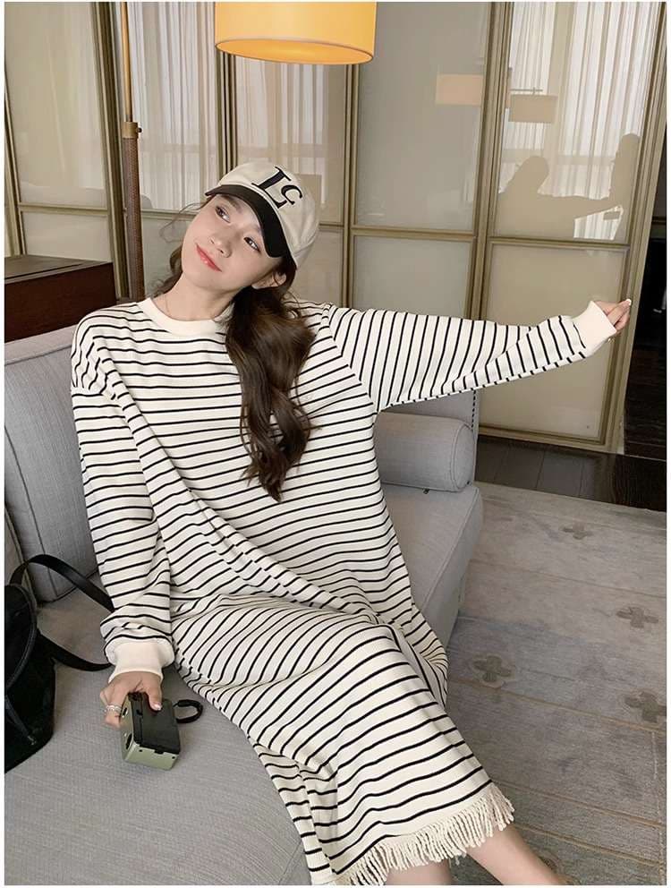 フリンジ付きボーダーニットロングワンピース ボーダー服