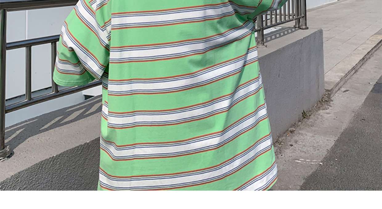 ゆったりボーダー柄半袖Tシャツ ボーダー服