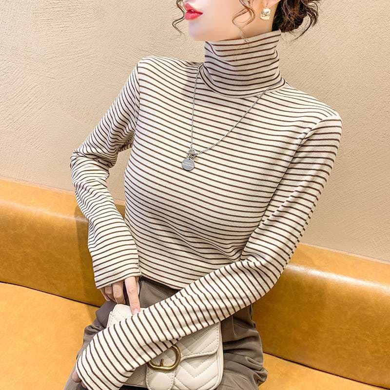 ボーダー柄タートルネック長袖インナー ボーダー服