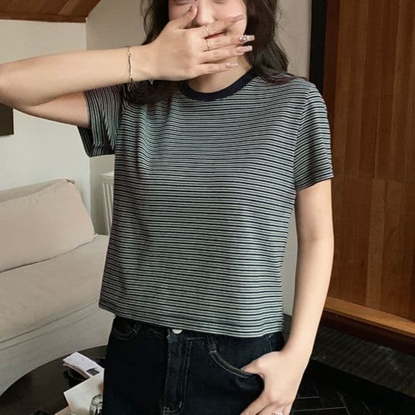 ボーダー服 ボーダー服 シンプル細ボーダー半袖カットソー