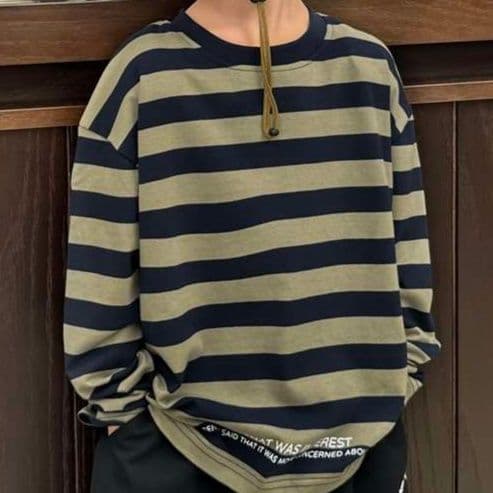 ゆったりボーダー柄長袖トップス ボーダー服