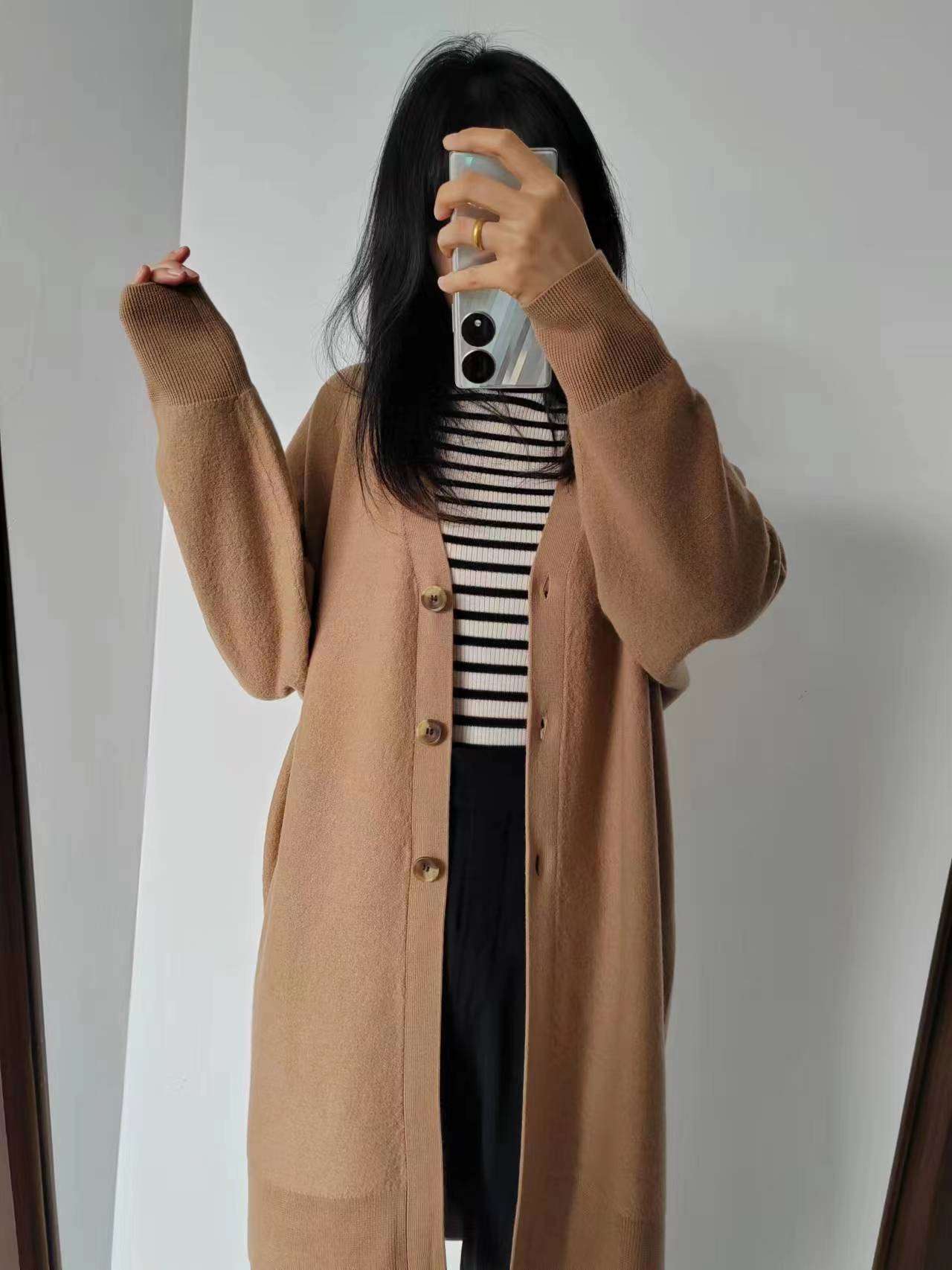 シンプルボーダータートルネックニット ボーダー服