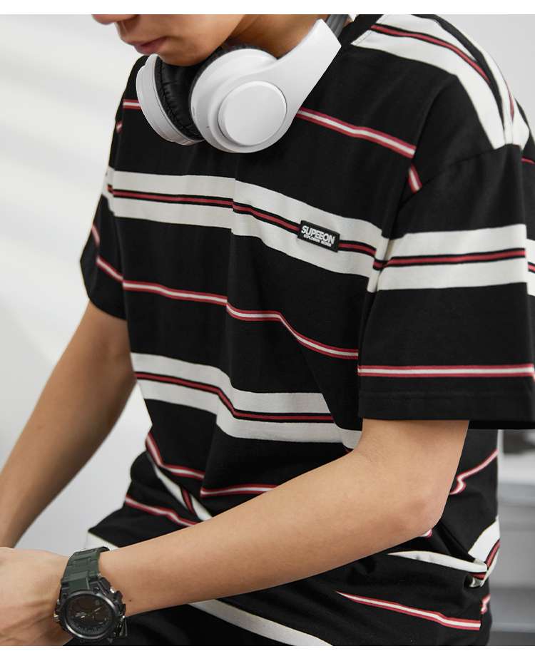 ゆったりストライプ柄半袖Tシャツ ボーダー服