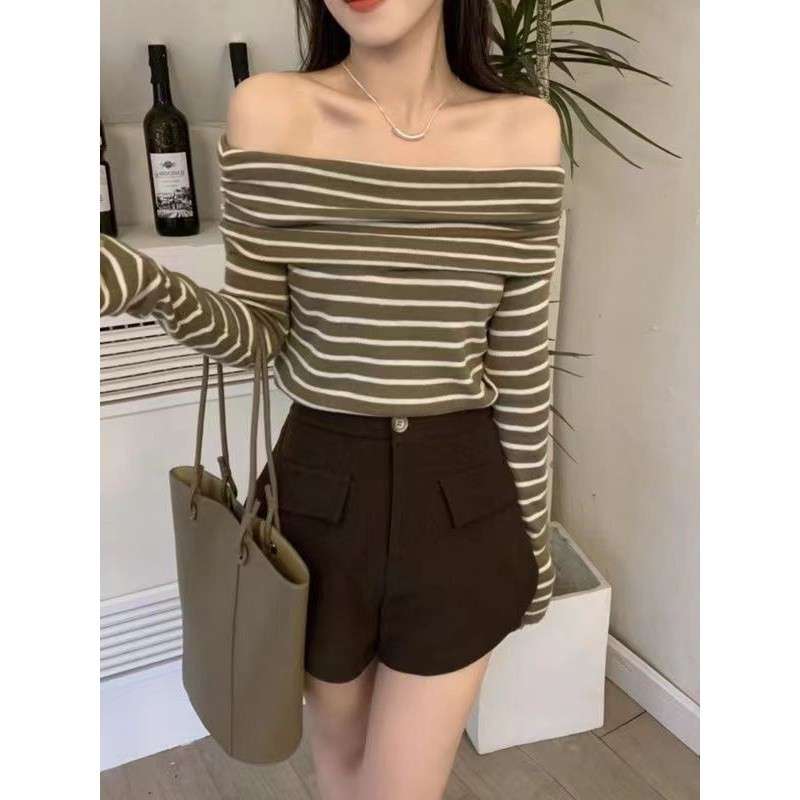 オフショルダーニットボーダーセーター ボーダー服