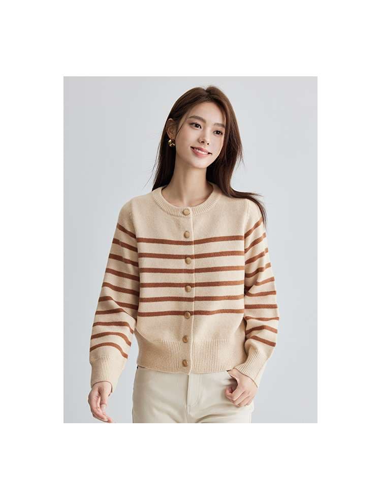 やわらかボーダー柄ニットカーディガン ボーダー服