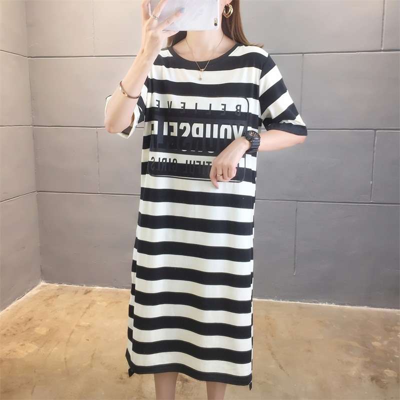 ゆったりストライプロゴワンピース ボーダー服