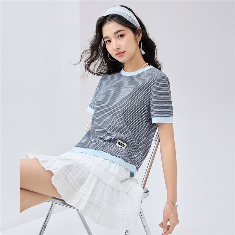 ボーダー服 さわやか細ボーダーゆったりクルーネック半袖