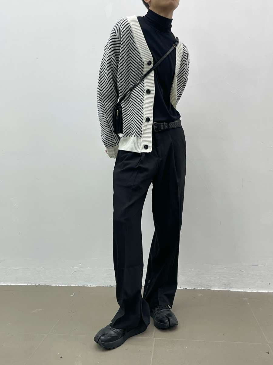 斜めライン柄シンプルカーディガン ボーダー服