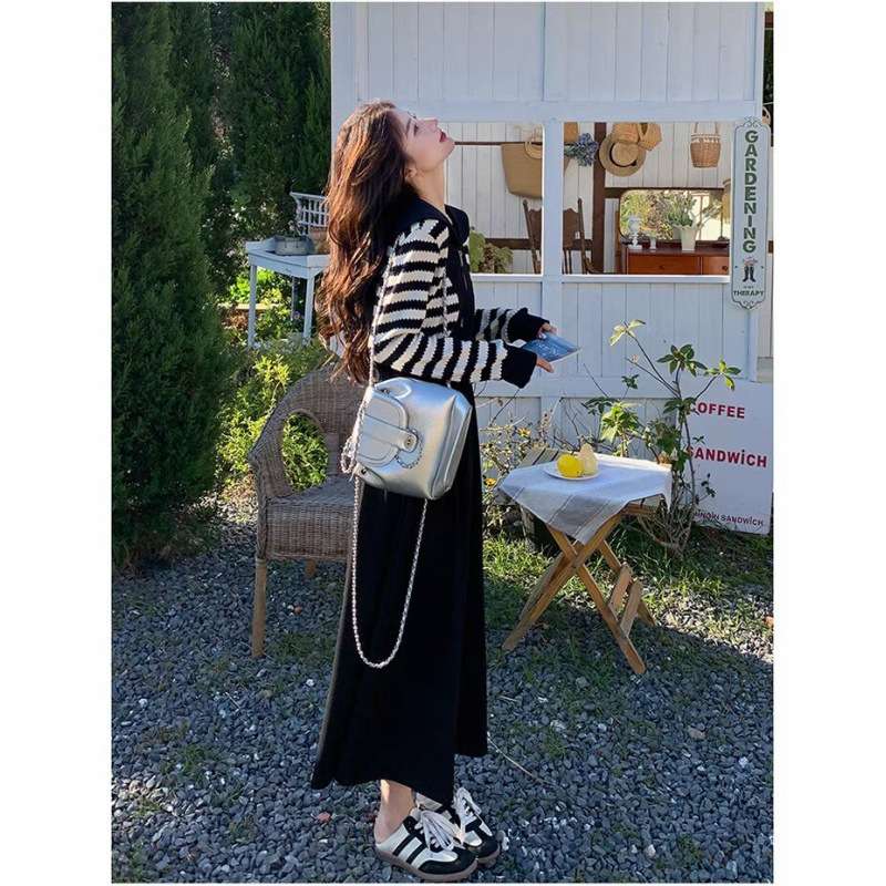 ボーダーニット長袖ジッパーワンピース ボーダー服