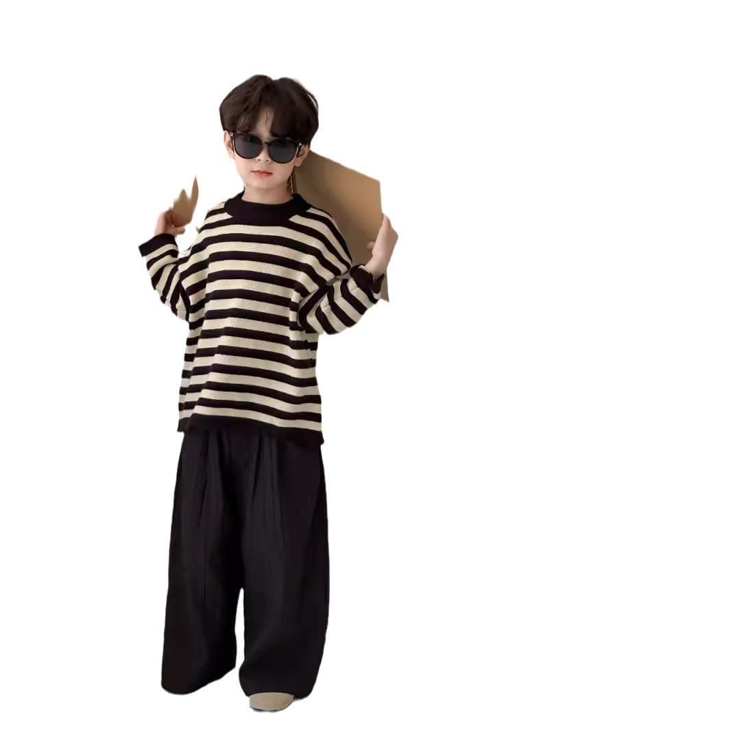 モダンストライプのニットウェアセット ボーダー服