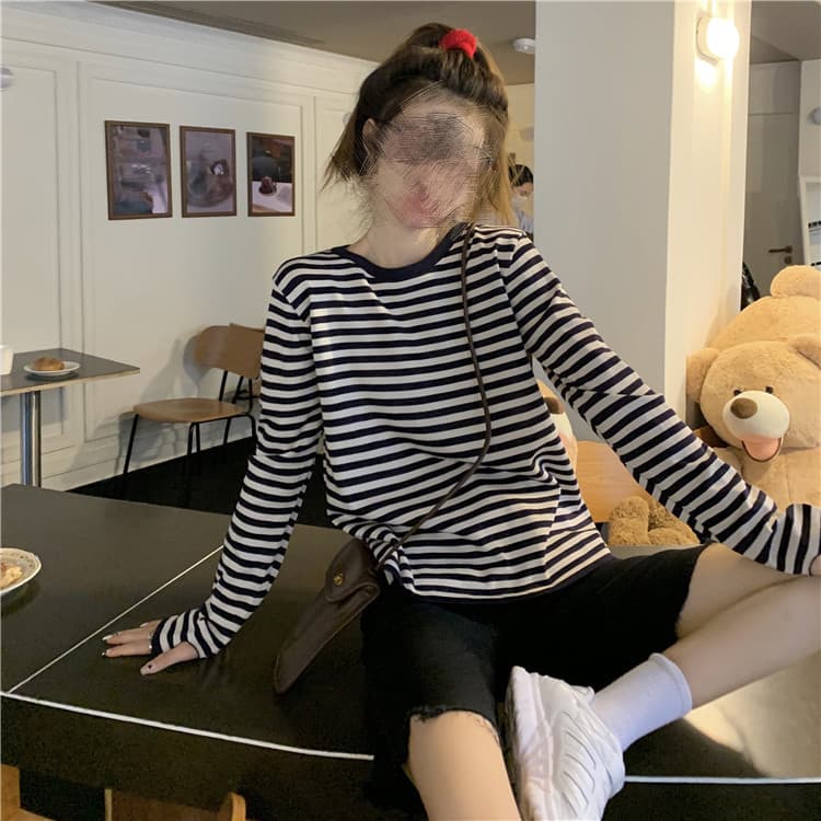 ボーダー服 大人女子のボーダー長袖ベースシャツ