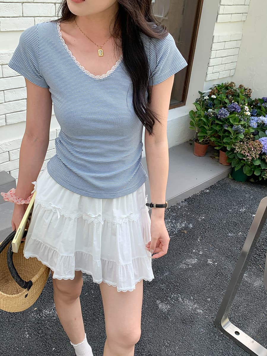 ボーダー服 レース縁取りボーダー胸元Tシャツ
