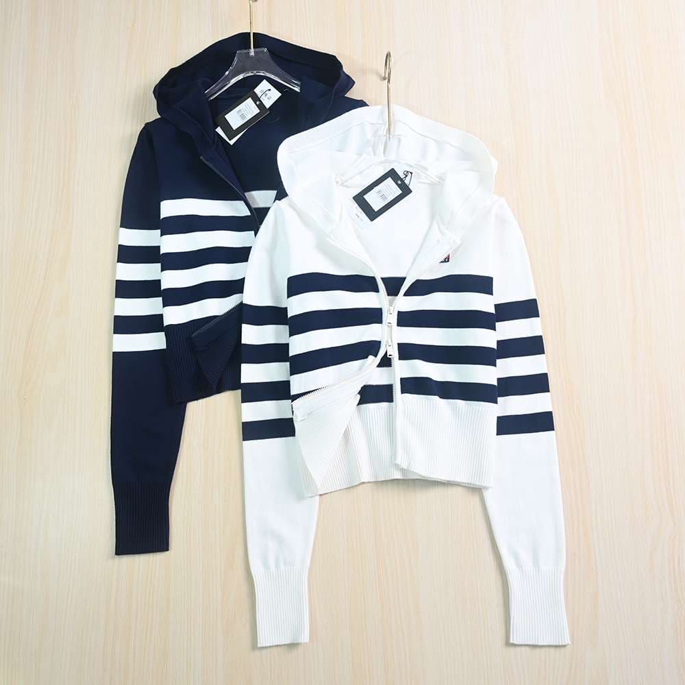 ボーダー柄ジップアップニットカーディガン ボーダー服