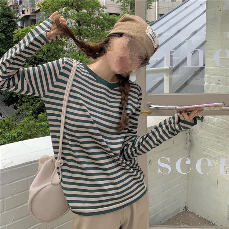 ボーダー服 大人女子のボーダー長袖ベースシャツ