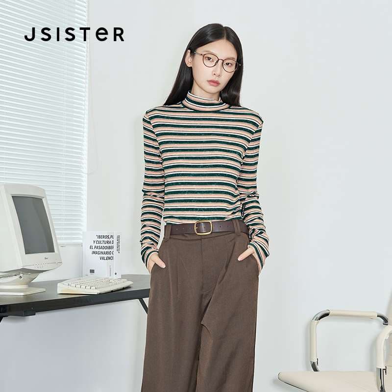 モックネックボーダーリブニット ボーダー服