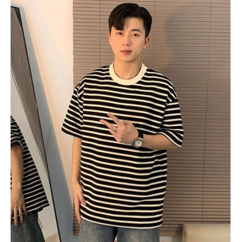ゆったりシルエットのボーダーTシャツ ボーダー服