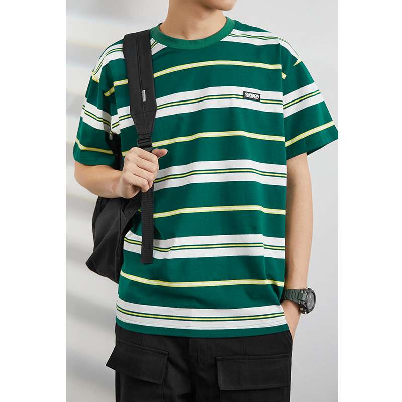 ゆったりストライプ柄半袖Tシャツ ボーダー服