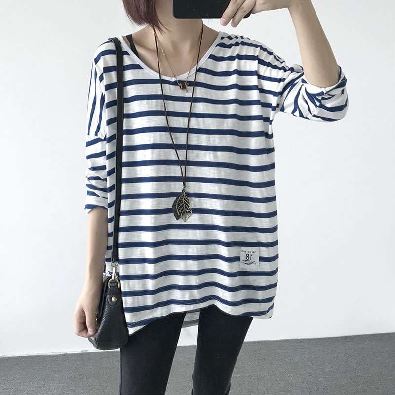 ゆったりボーダー柄長袖カットソー ボーダー服