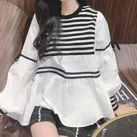 フリルデザインボーダーブラウス ボーダー服