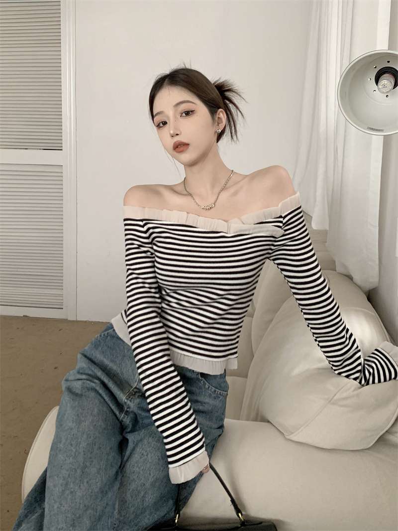 肩開きフリルボーダーニットトップス ボーダー服
