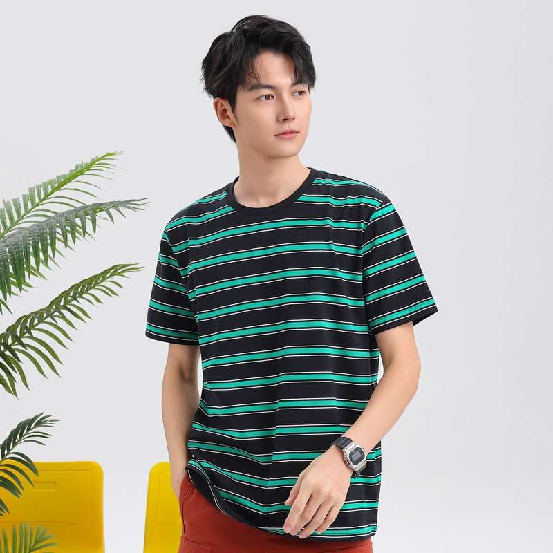さわやか夏映えボーダーTシャツ ボーダー服