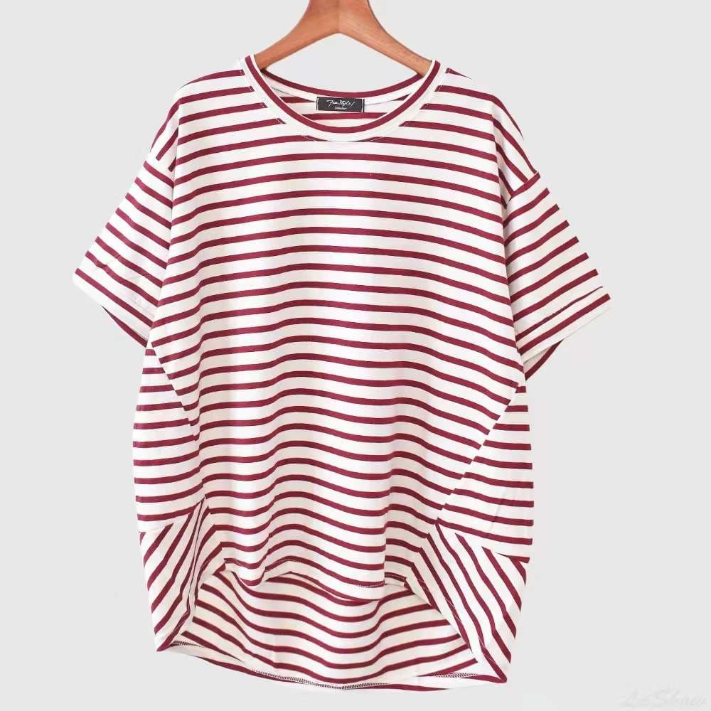 ゆったりシルエットのボーダーTシャツ ボーダー服