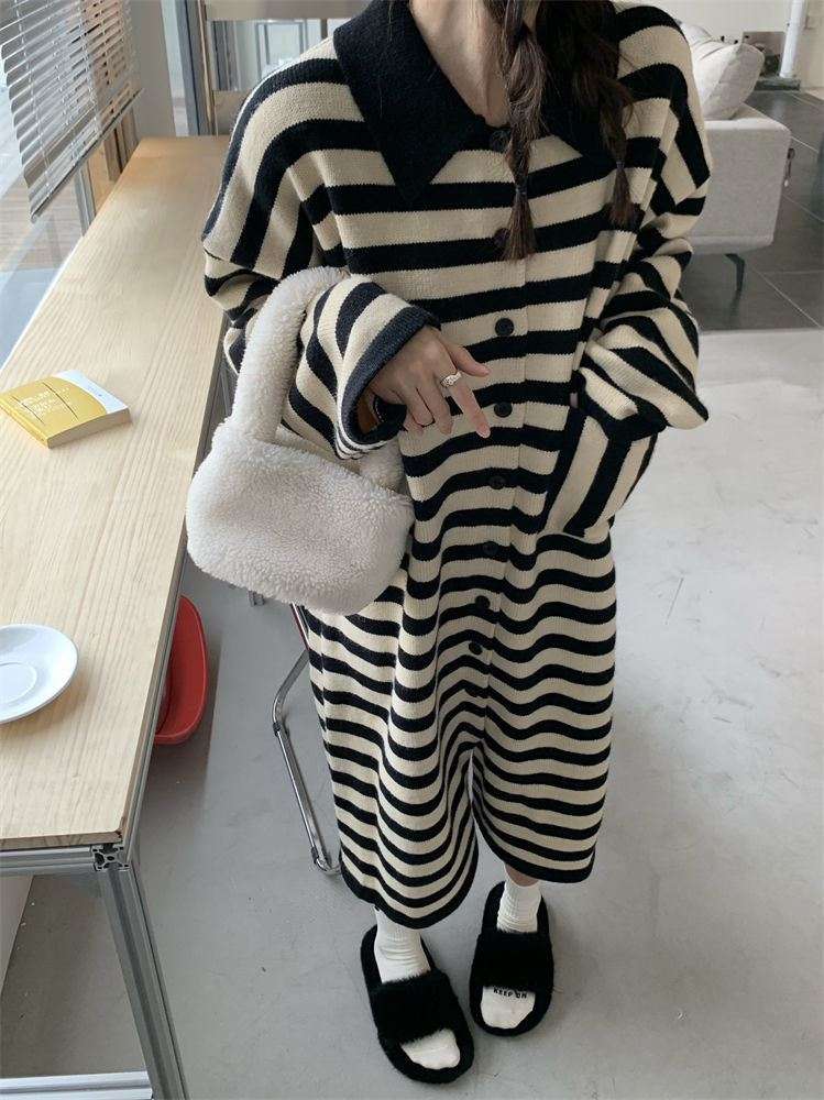 オーバーサイズストライプ柄ニットワンピース ボーダー服