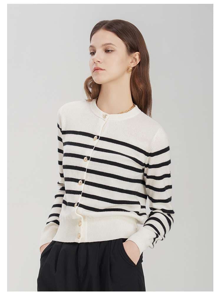 上品ボーダー柄ウール混カーディガン ボーダー服
