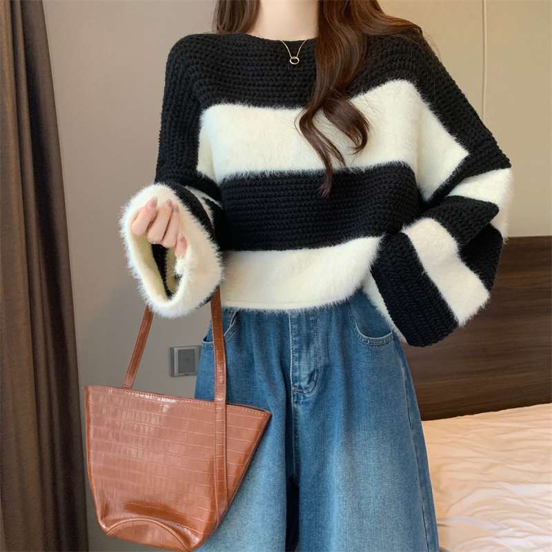 ふわもこボーダー柄オーバーサイズニット ボーダー服