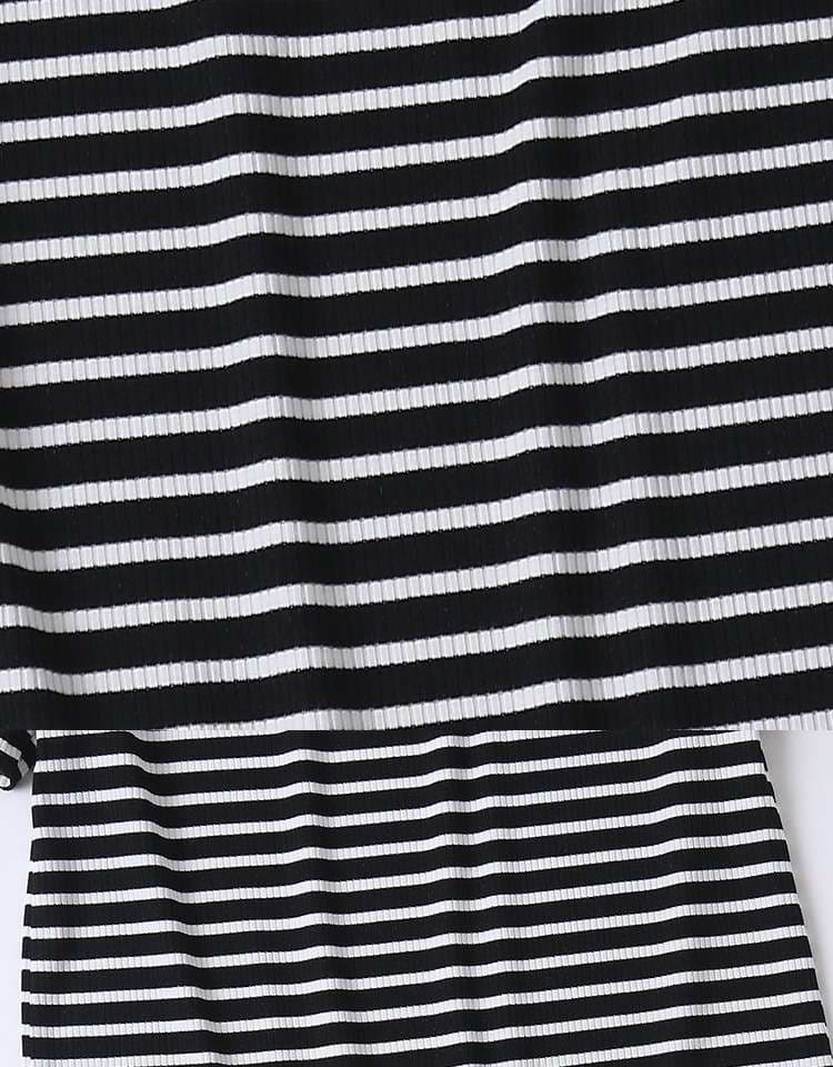 スクエアネックリブ編みボーダーTシャツ ボーダー服