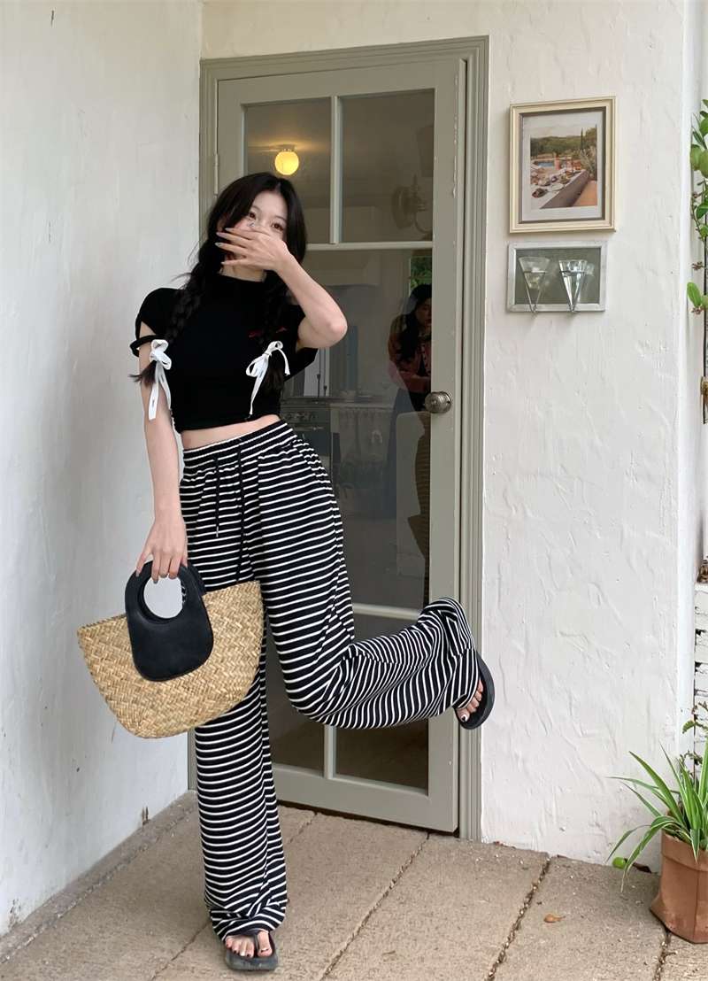 ゆったりストライプワイドパンツ ボーダー服