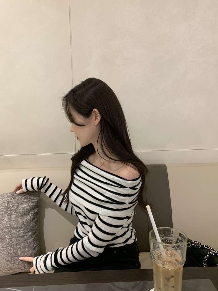オフショルダー ボーダー リブニット ボーダー服