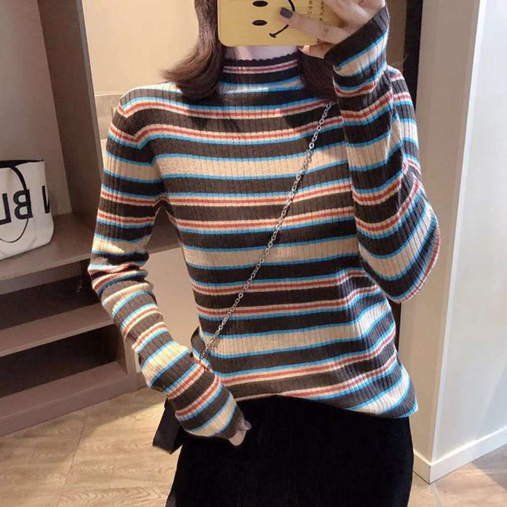 マルチボーダー柄リブニットタートルネック ボーダー服