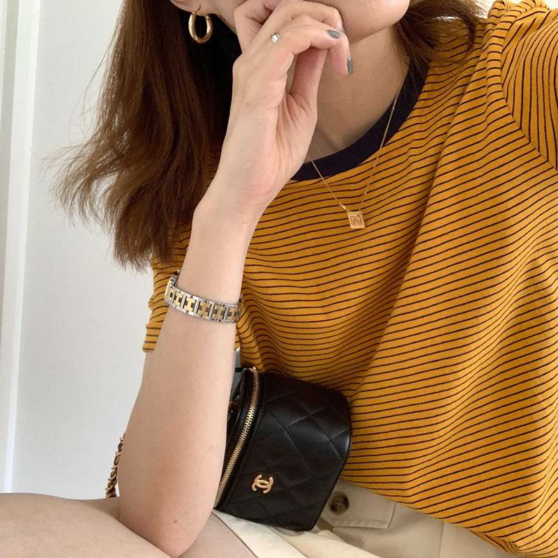 シンプル細ボーダー半袖カットソー ボーダー服