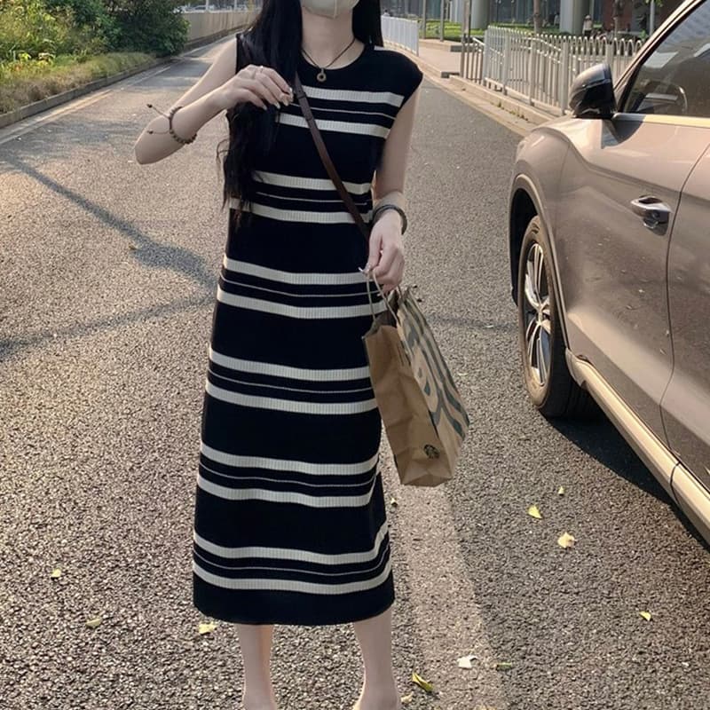 ボーダー服 リブ編みノースリーブボーダーワンピース
