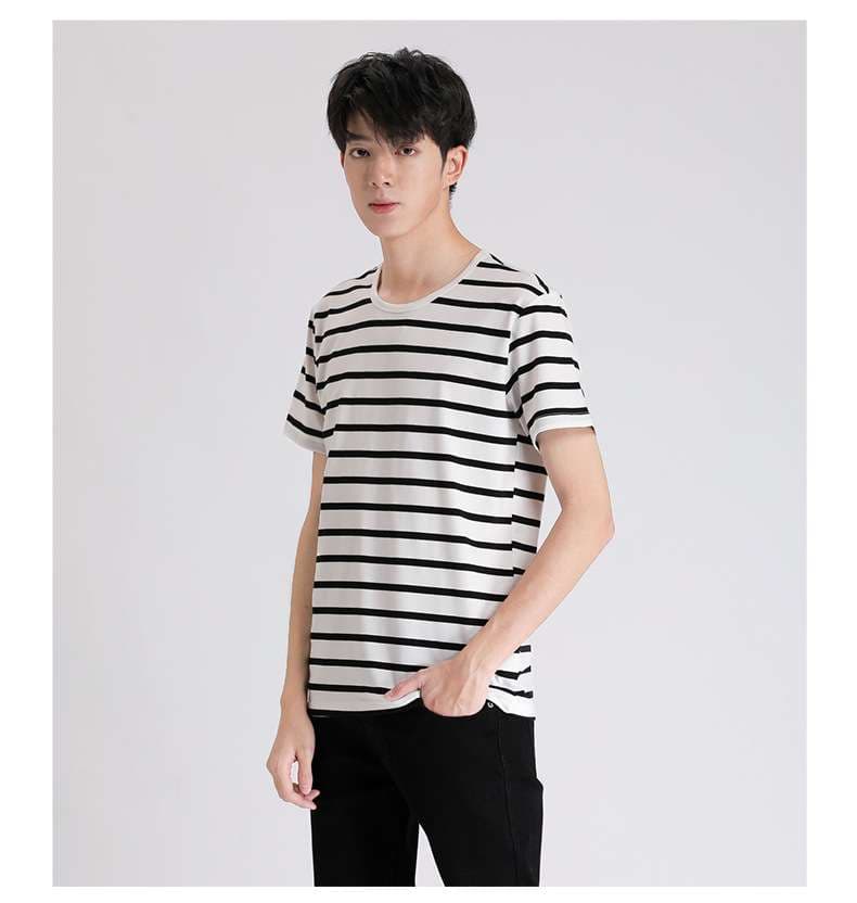 しなやかな縞模様クルーネック半袖Tシャツ ボーダー服