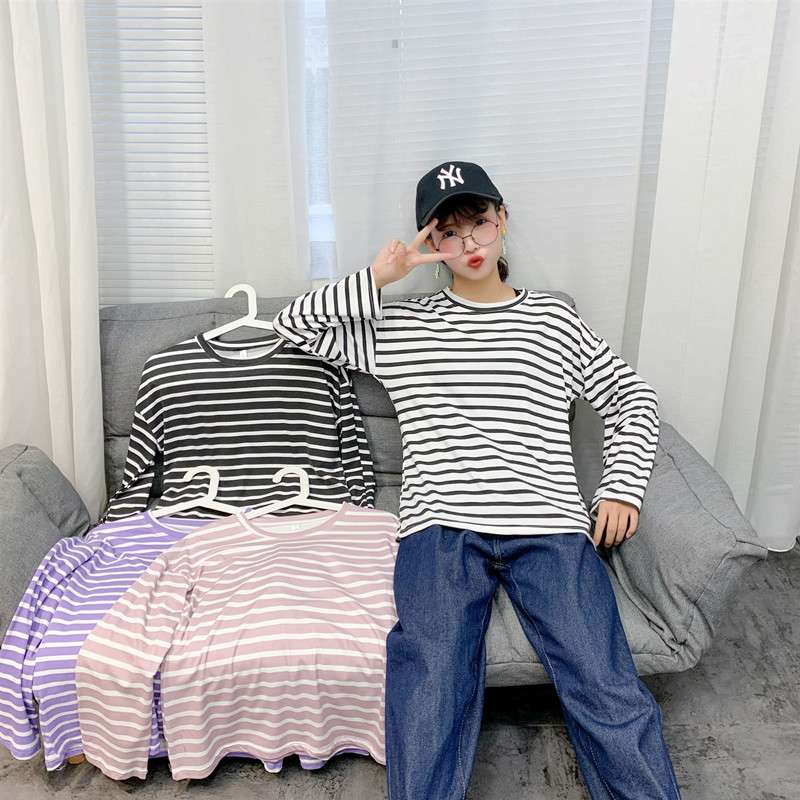ゆったりカジュアルボーダーTシャツ ボーダー服