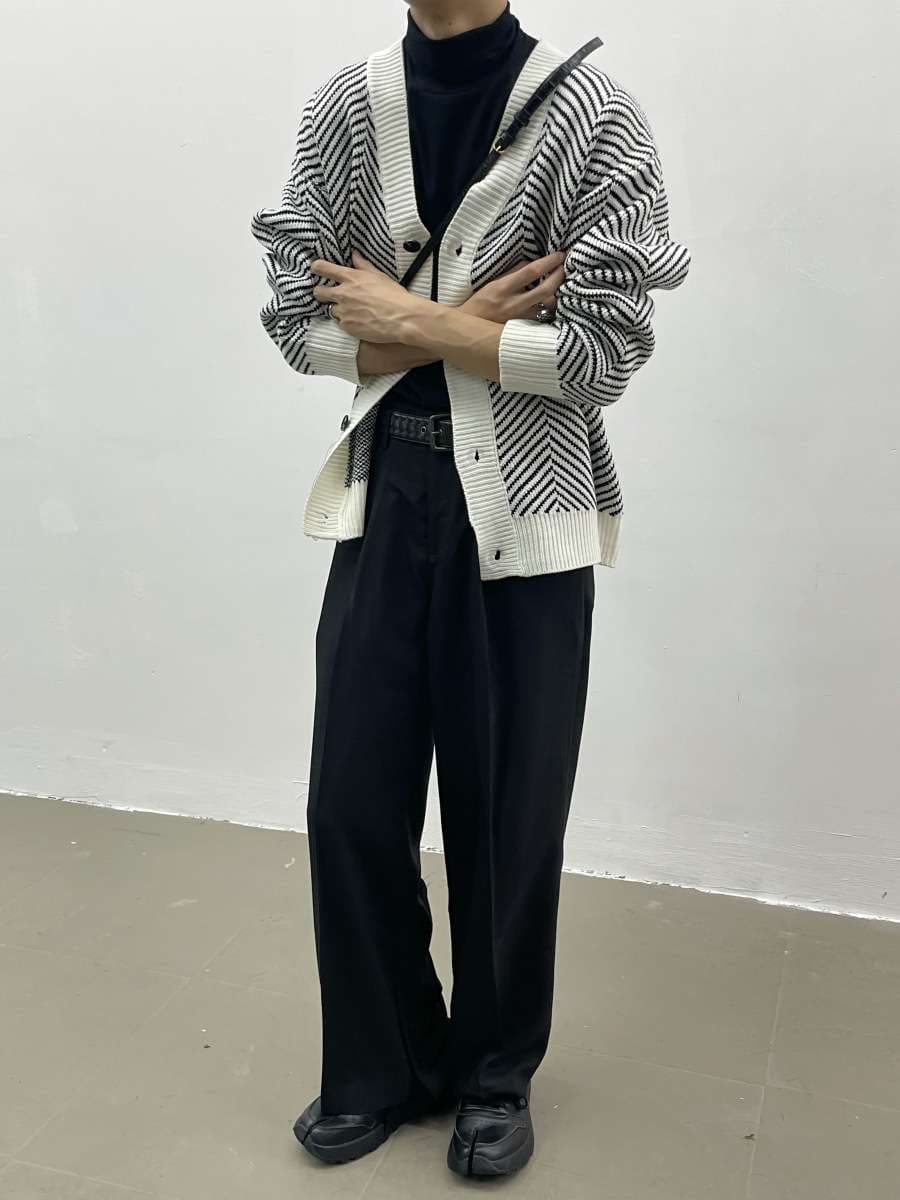 斜めライン柄シンプルカーディガン ボーダー服