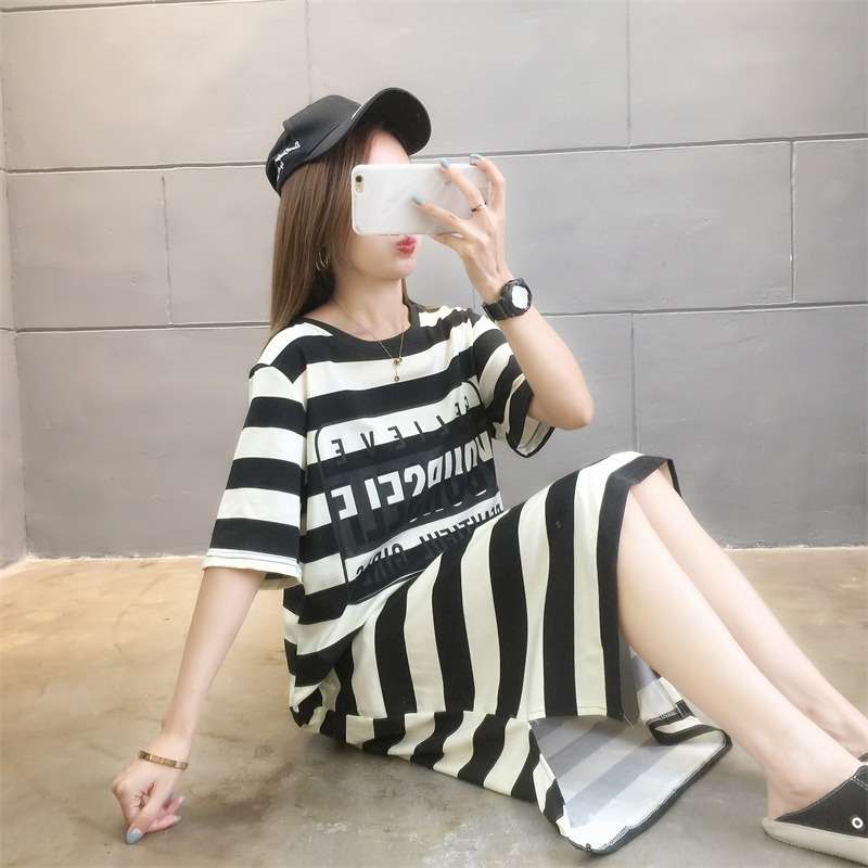 ゆったりストライプロゴワンピース ボーダー服