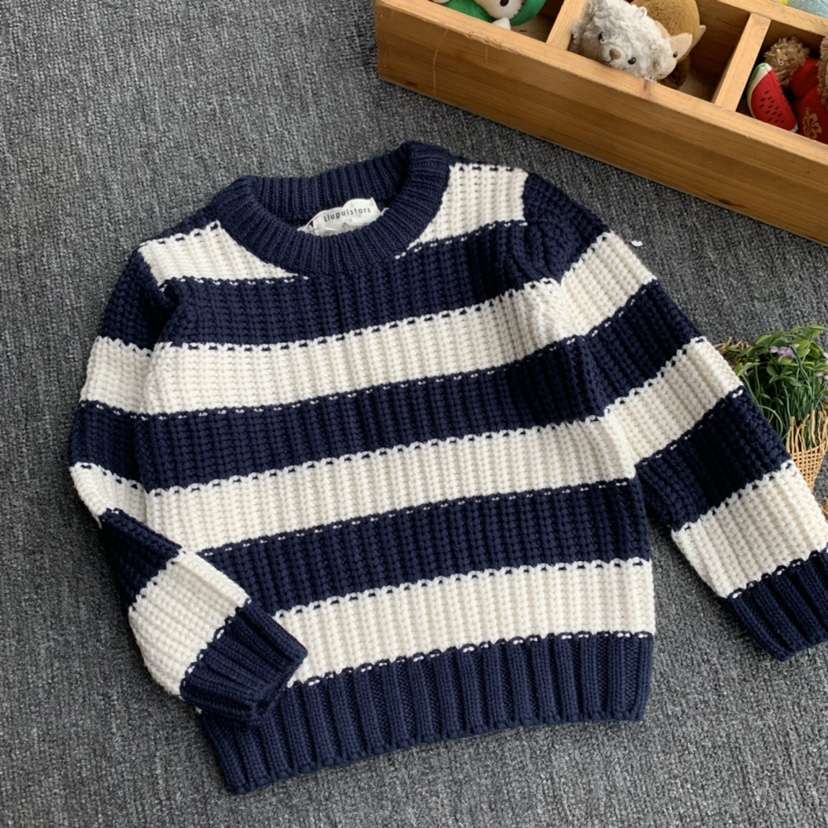 ボーダー柄クルーネックニットセーター ボーダー服