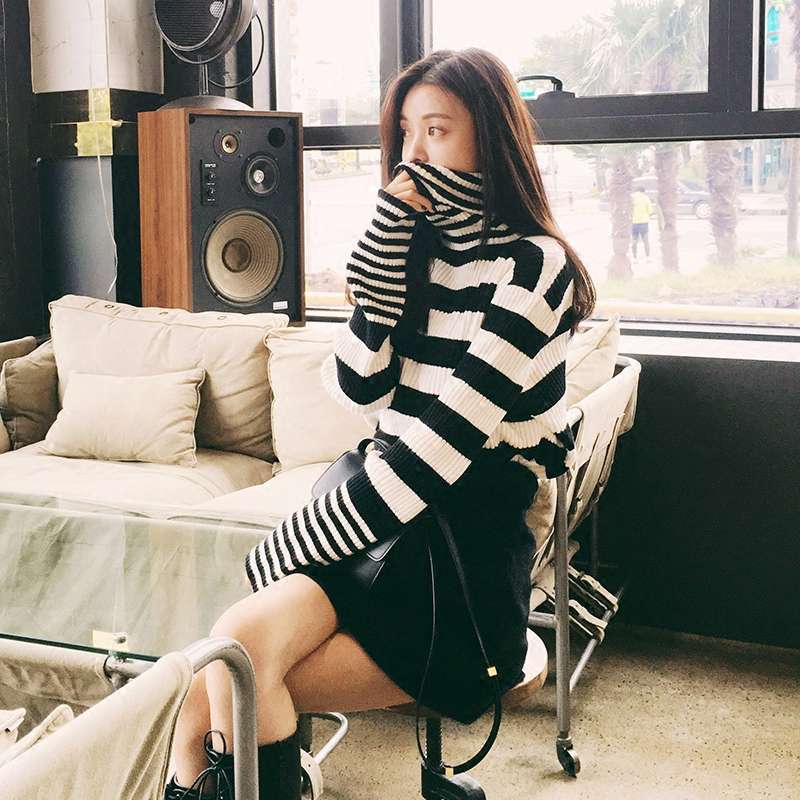 モックネックボーダーニットワンピース ボーダー服