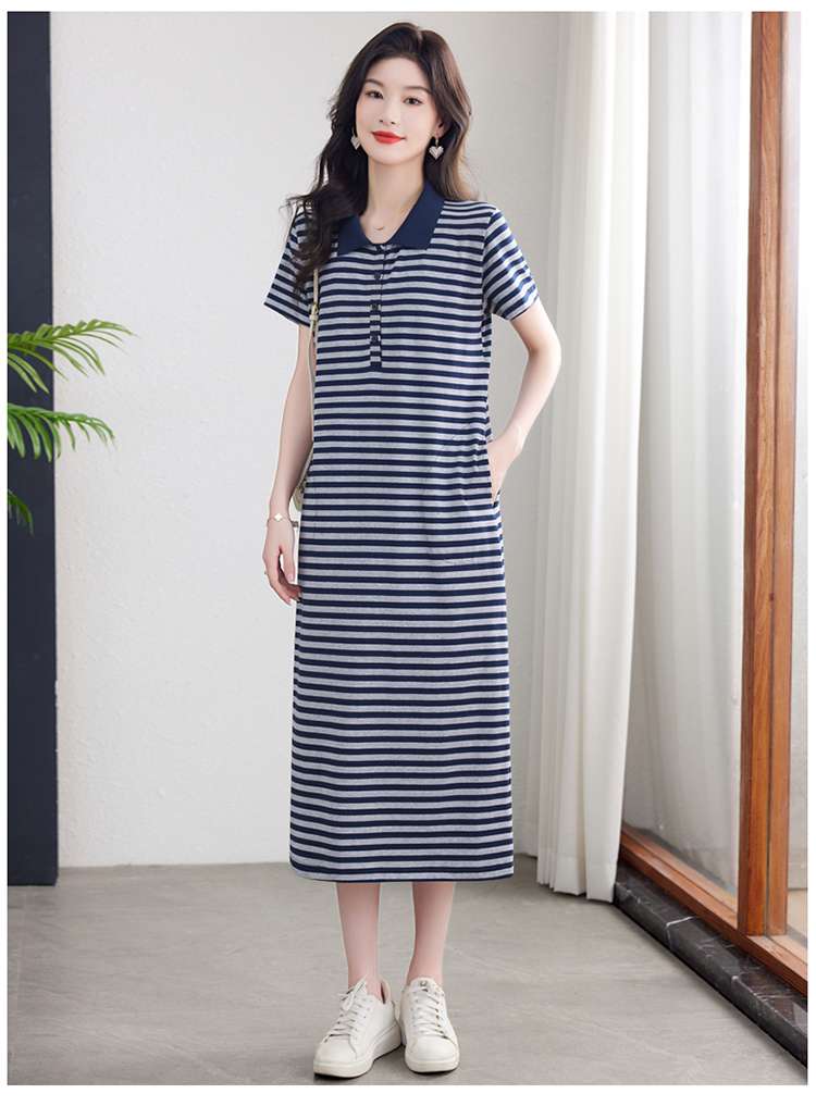清涼感あふれる襟付きボーダーワンピース ボーダー服