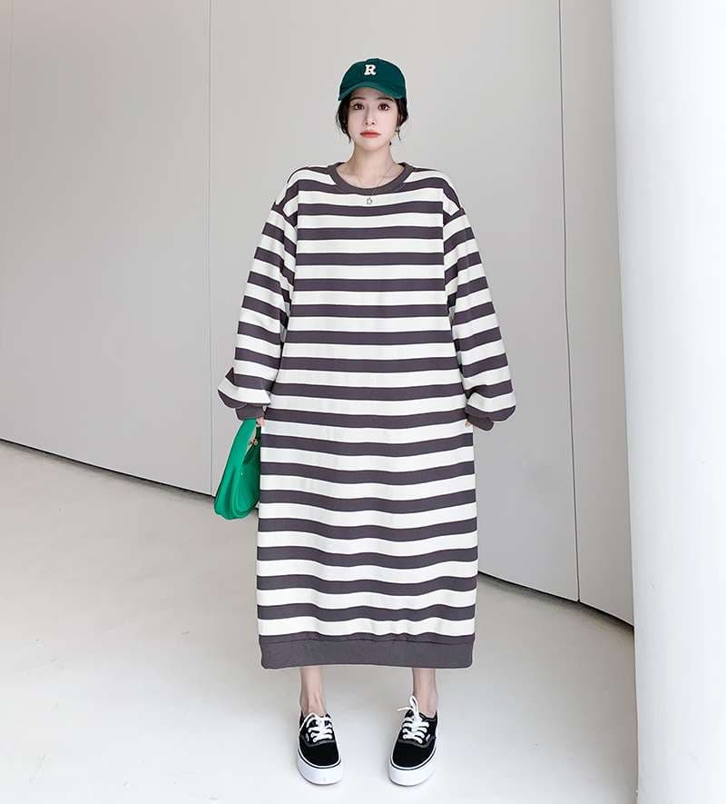 ゆったりボーダーマキシワンピース ボーダー服