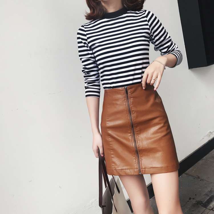 シンプルボーダーモックネック長袖Tシャツ ボーダー服