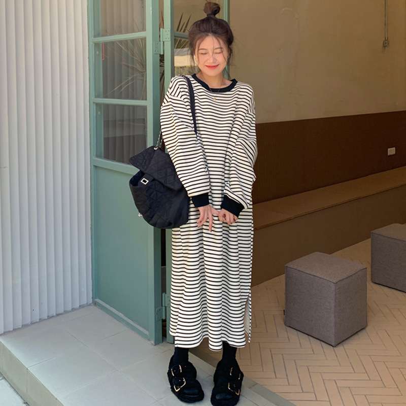 ゆったりストライプマキシワンピース ボーダー服