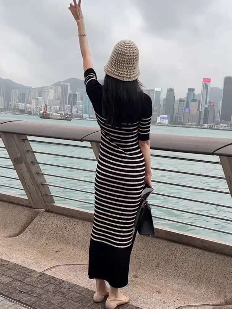 スリムフィットボーダーニットワンピース ボーダー服
