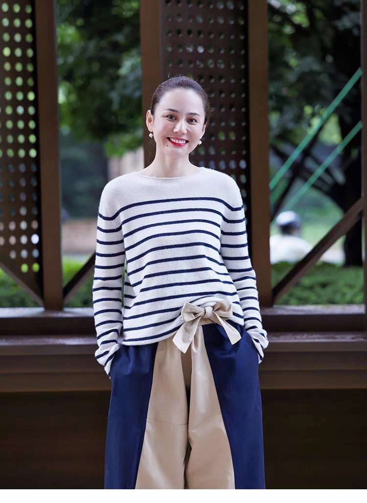 シックな海辺風ボーダーニット ボーダー服
