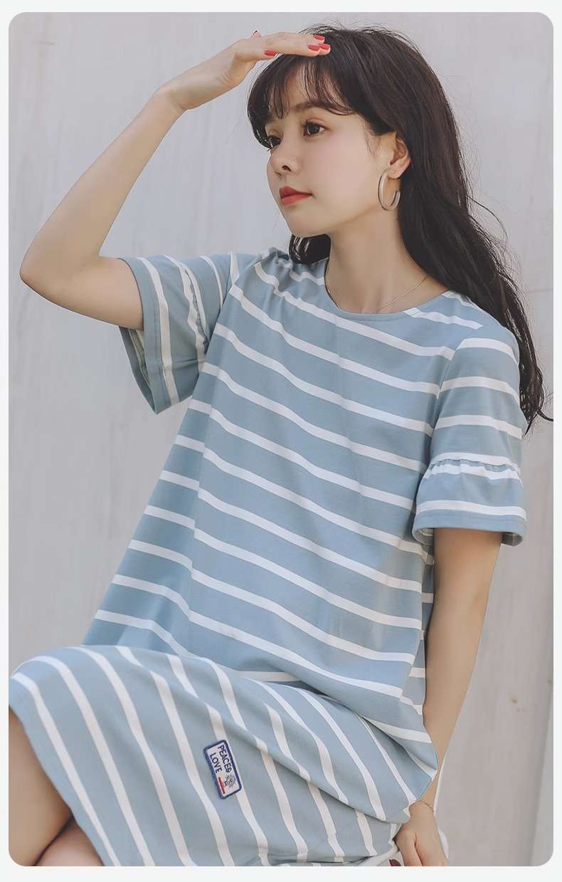 ゆったりシルエットボーダーワンピース ボーダー服
